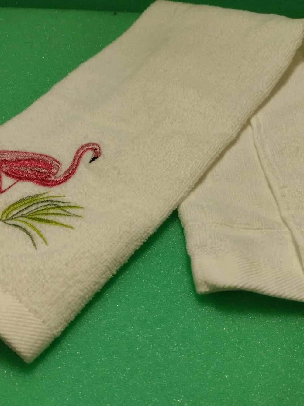 Better Home Pink Flamingo Soft Luxury Decorative Set of 3 Towels